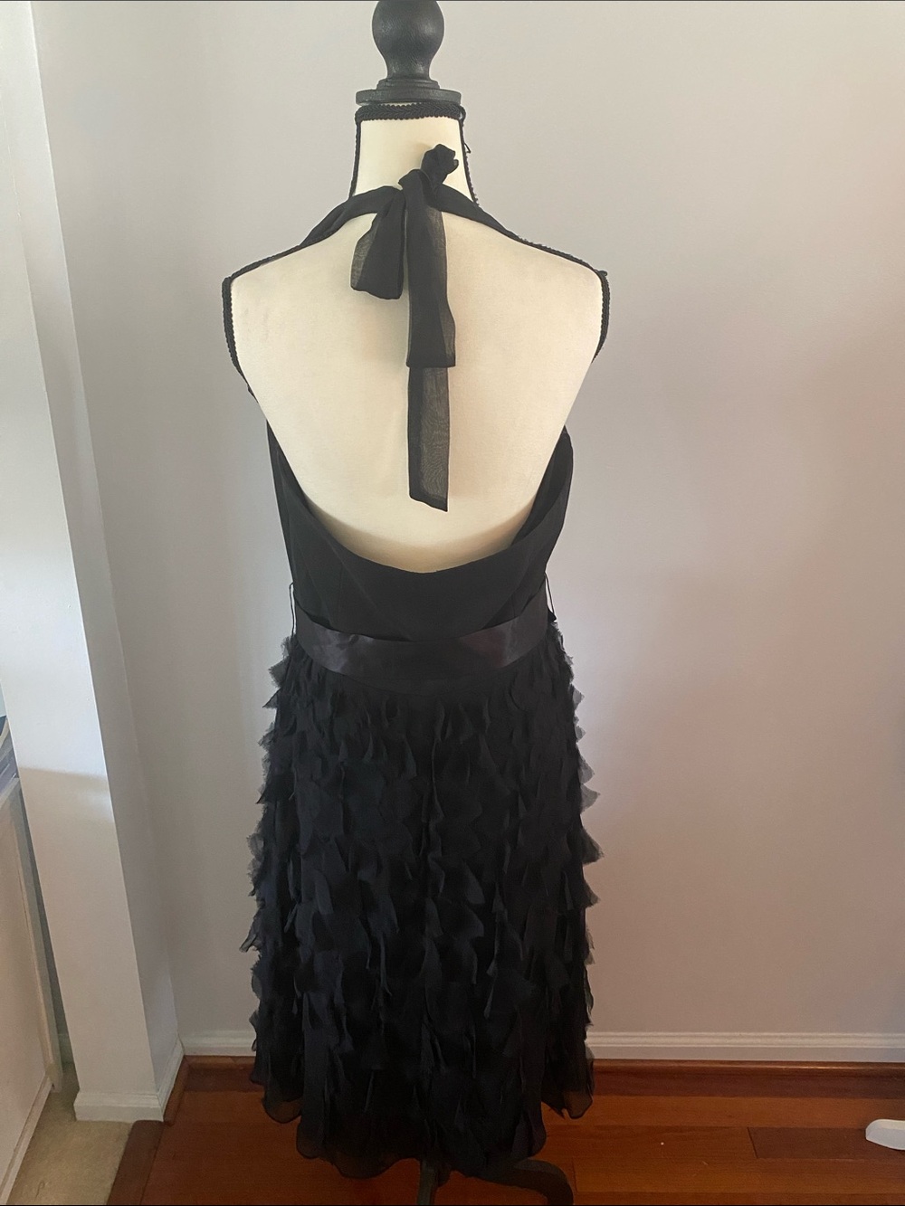 WHBM size 12 100% silk halter dress - Picture 4 of 6